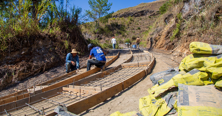 Placa huella y obras hidráulicas benefician a más de 12.800 personas del Valle de Tenza