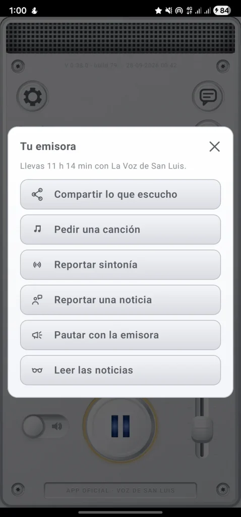 Cuadro Tu emisora de la app La Voz de San Luis con seis opciones: compartir lo que escucho, pedir una canción, reportar sintonía, reportar una noticia, pautar con la emisora y leer las noticias
