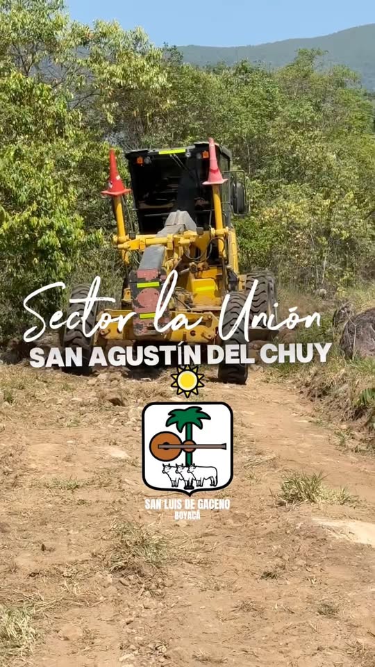 Mantenimiento de vías en San Luis de Gaceno: motoniveladora en la vía del sector La Unión, en San Agustín del Chuy