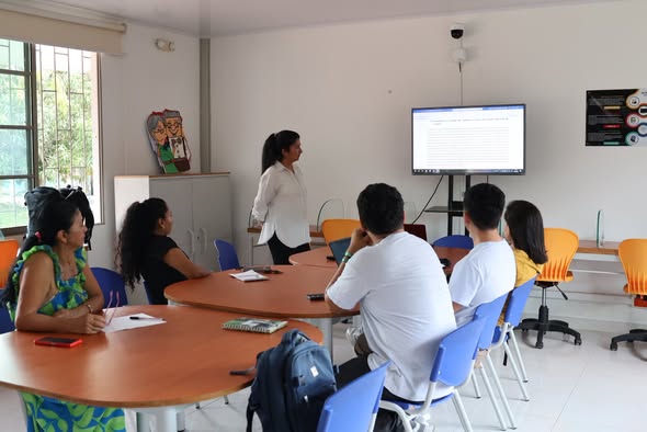Concertación de la política pública de turismo de San Luis de Gaceno en la Biblioteca Municipal