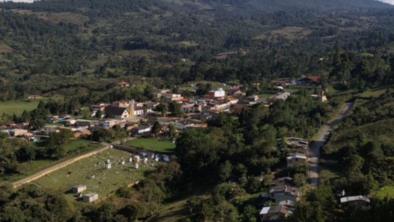 Semana y El País recomendaron Almeida: puentes colgantes, miradores y la laguna La Clara