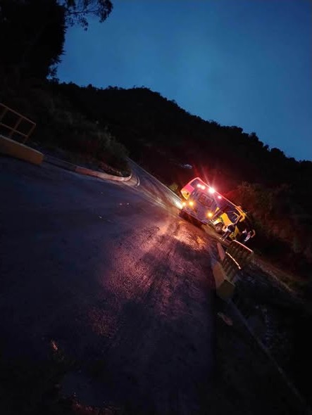 Accidente de bus en Úmbita: el vehículo quedó a un costado de la vía en la vereda Nueve Pilas