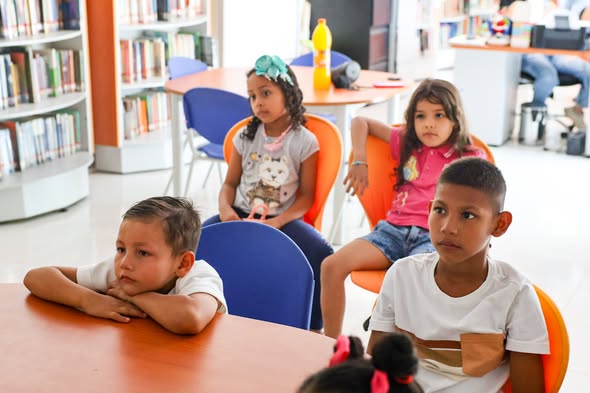 Niños de San Luis de Gaceno vieron una película animada en Cine en la Biblioteca, en marzo de 2026