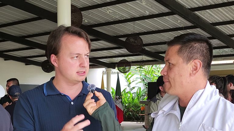 Integrante de la misión de Canarias entrevistado por La Voz de San Luis en San Luis de Gaceno