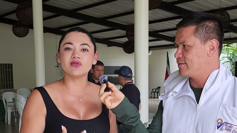 Reinado del Agua de Macanal: la alcaldesa Leidy Patricia Cano Ávila habla con La Voz de San Luis en San Luis de Gaceno