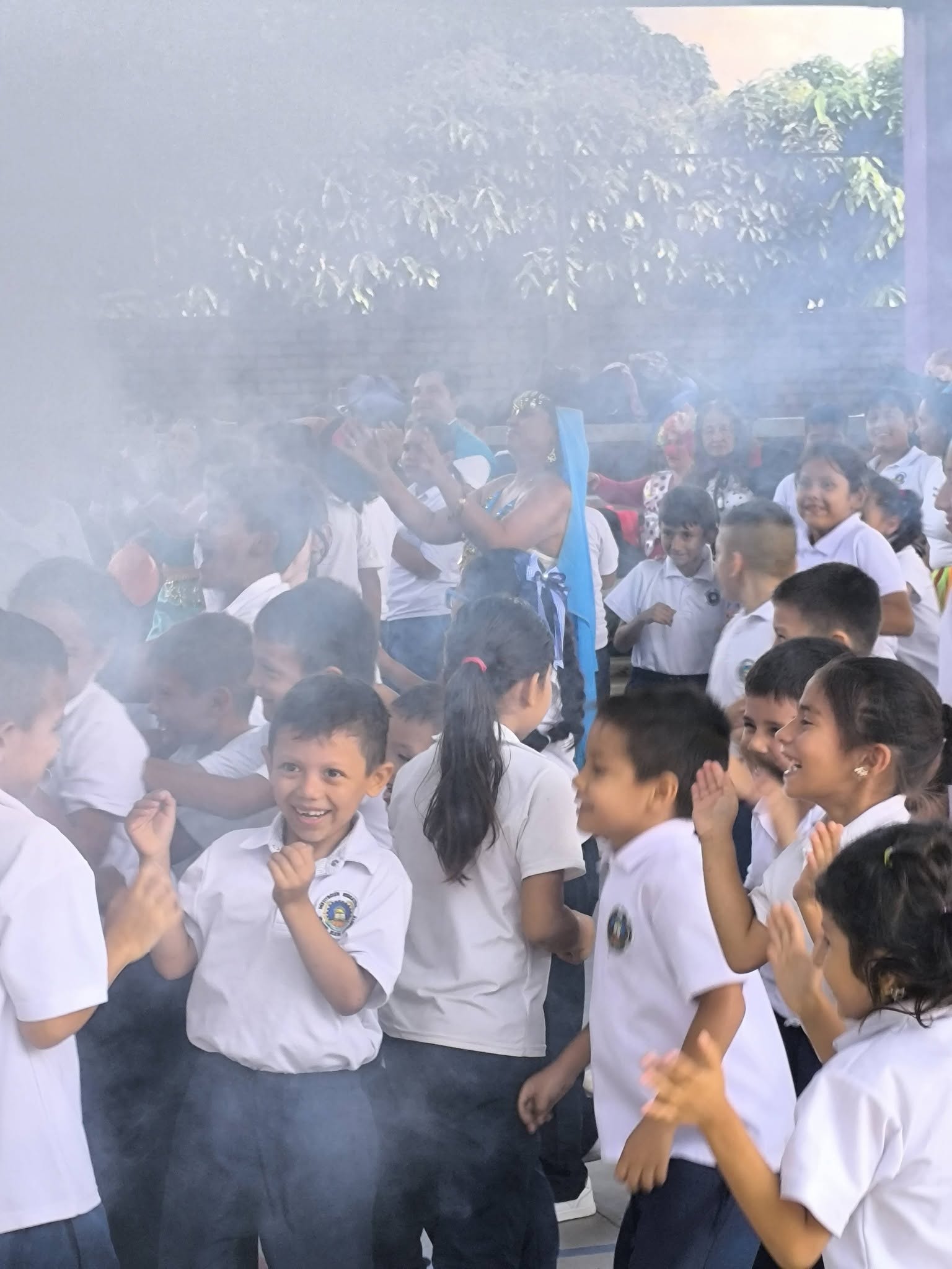 Estudiantes del colegio Manuel Elkin Patarroyo de Aguaclara celebran el Día de la Niñez en Sabanalarga